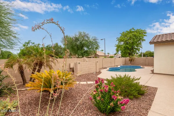 $725,000 | 434 East Sheffield Avenue, Gilbert, AZ 85296