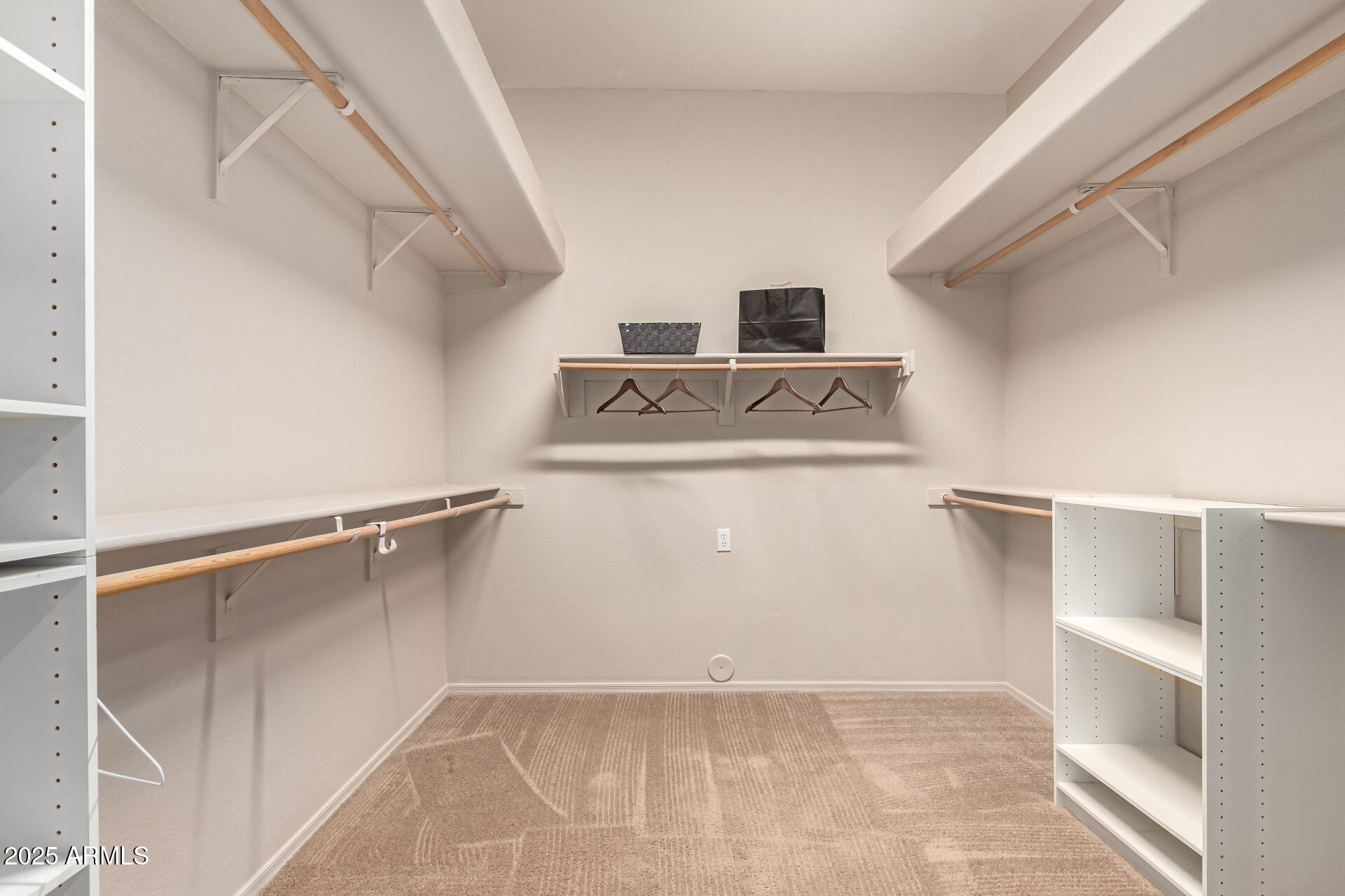 434 East Sheffield Avenue Gilbert, AZ 85296 - Photo 5 of 52 15 - Sheffield