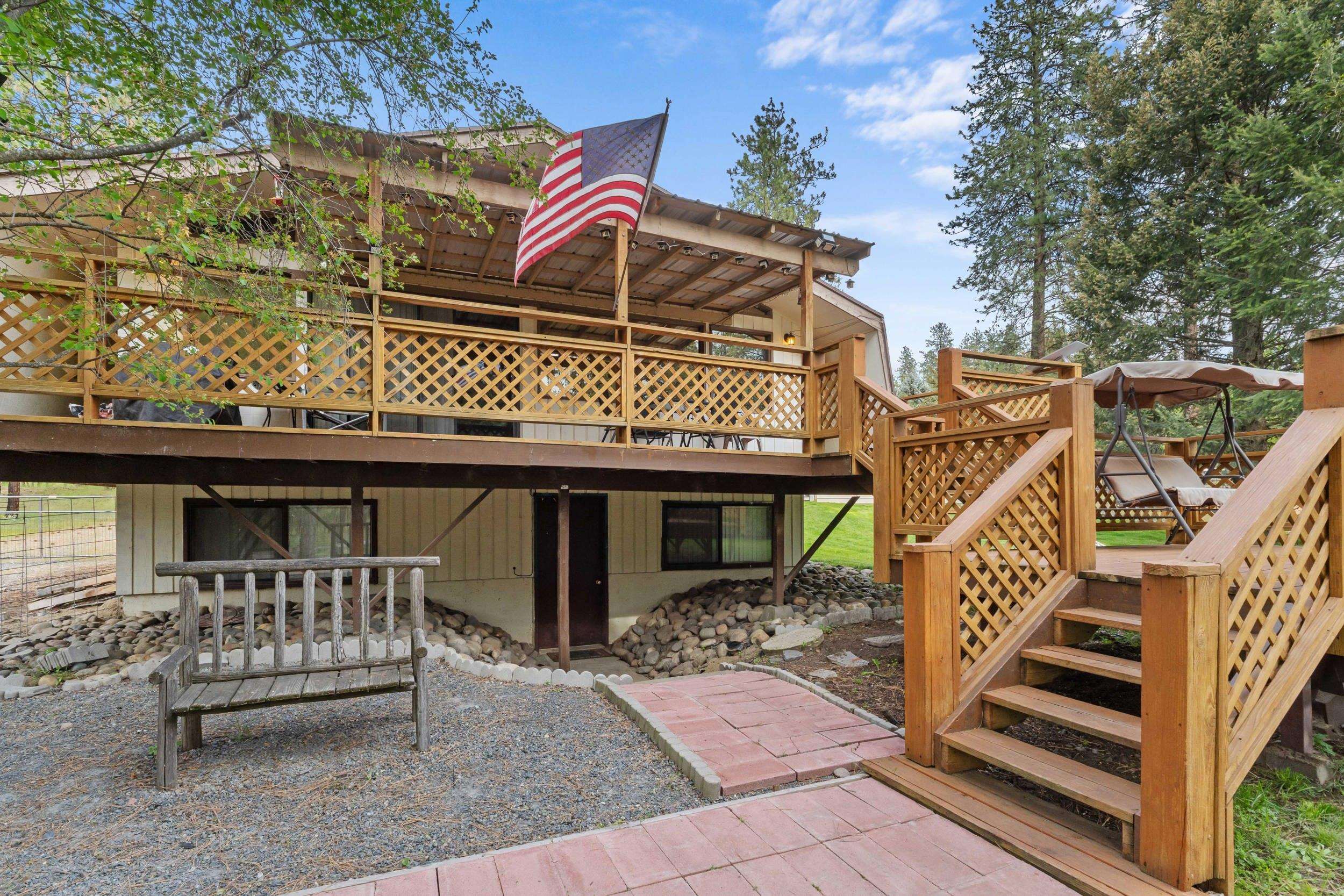 1367 Kettle Park Road Kettle Falls, WA 99141 - Photo 4 of 40