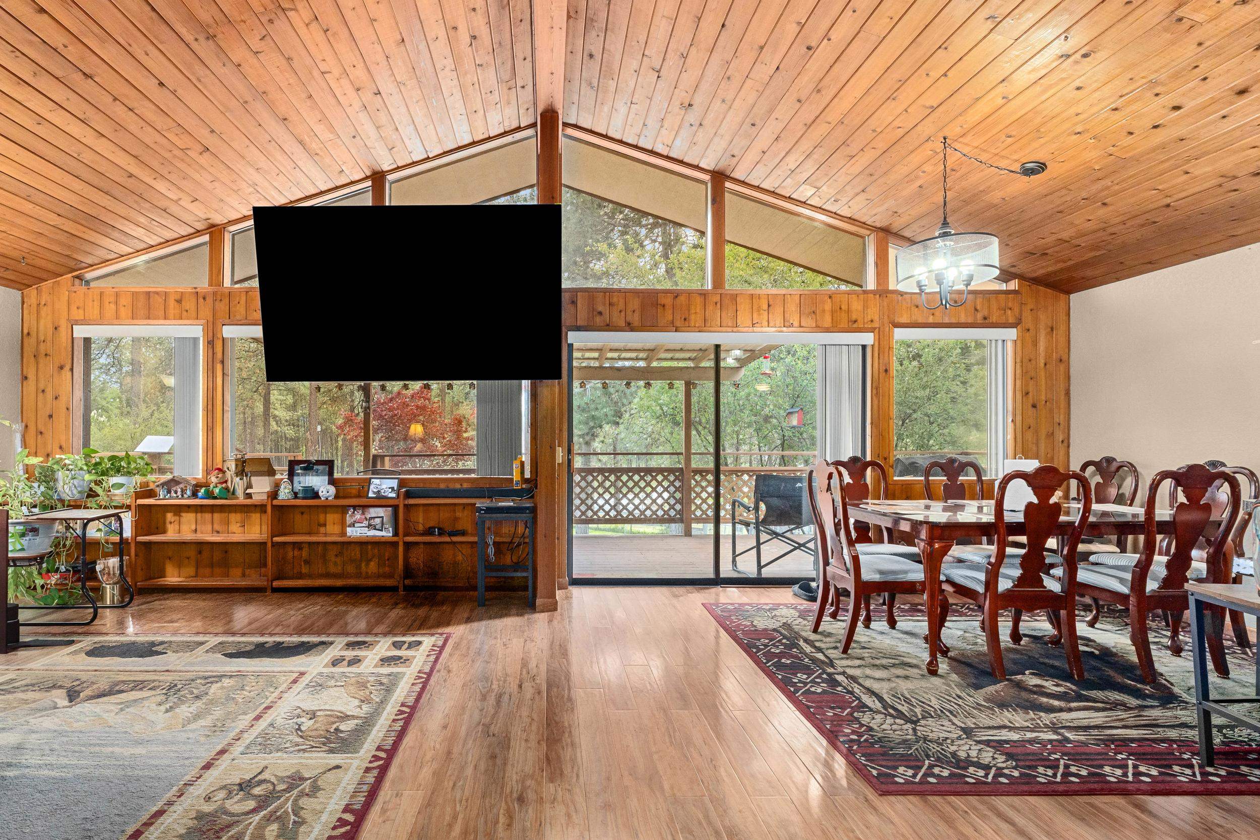1367 Kettle Park Road Kettle Falls, WA 99141 - Photo 6 of 40