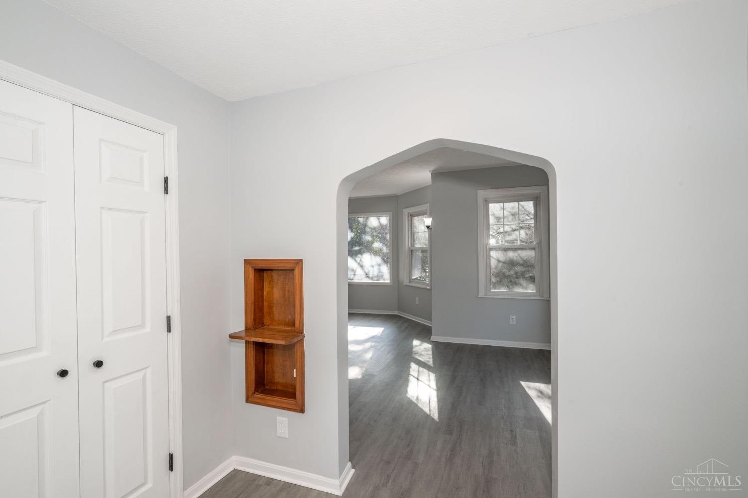 4219 Delhi Road Cincinnati, OH 45238 - Photo 14 of 51 Gallery Image 14