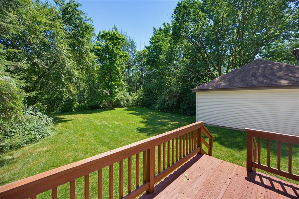 413 Goldthwaite Road Northbridge, MA 01588 - Photo 31 of 34
