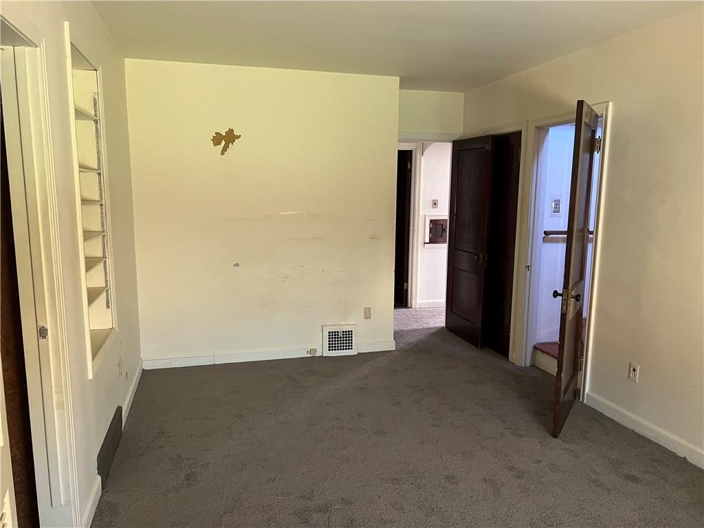 1512 Ridge Avenue New Kensington, PA 15068 - Photo 5 of 20 a view of an empty room with closet area