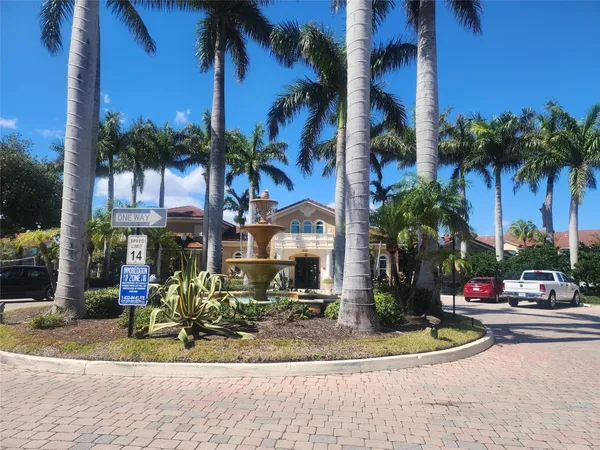 $2,650 | 317 Villa Circle, Unit 317, Boynton Beach, FL 33435