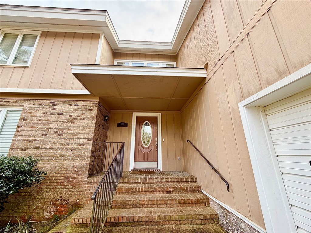 121 Riverwood Road Brunswick, GA 31523 - Photo 2 of 34