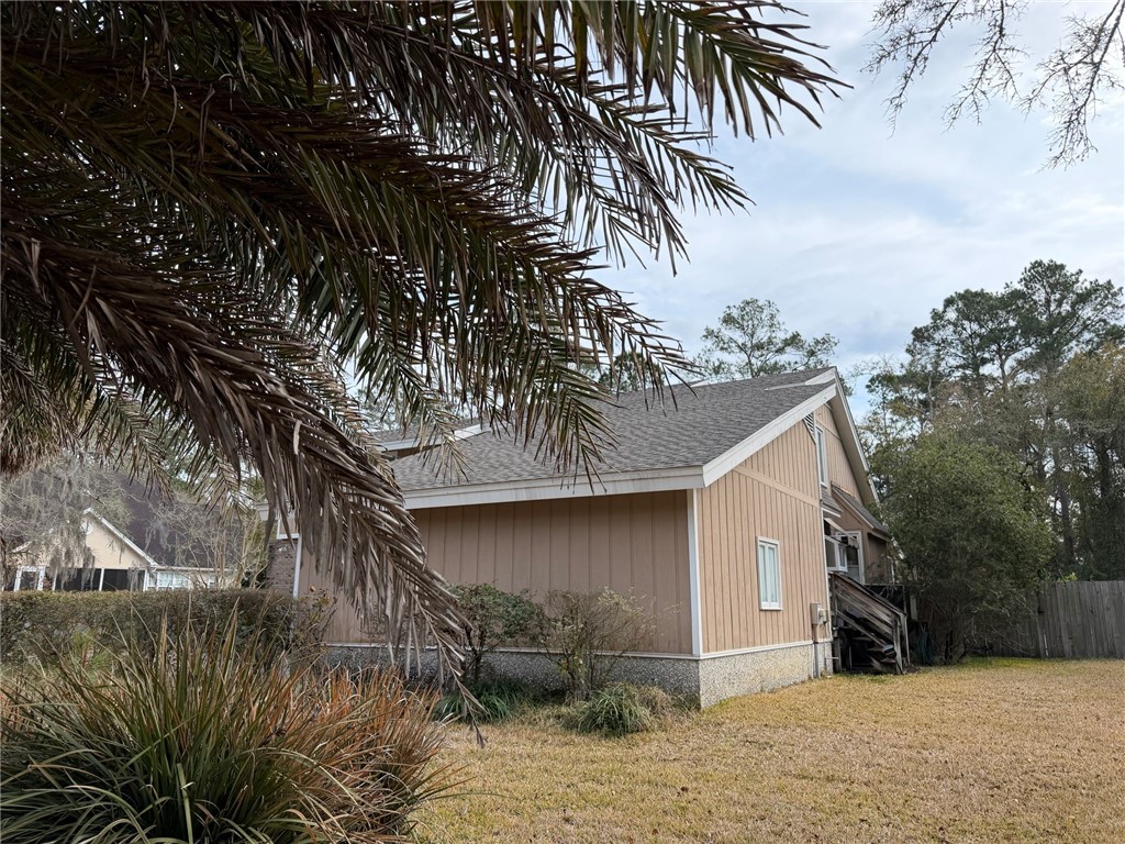 121 Riverwood Road Brunswick, GA 31523 - Photo 3 of 34