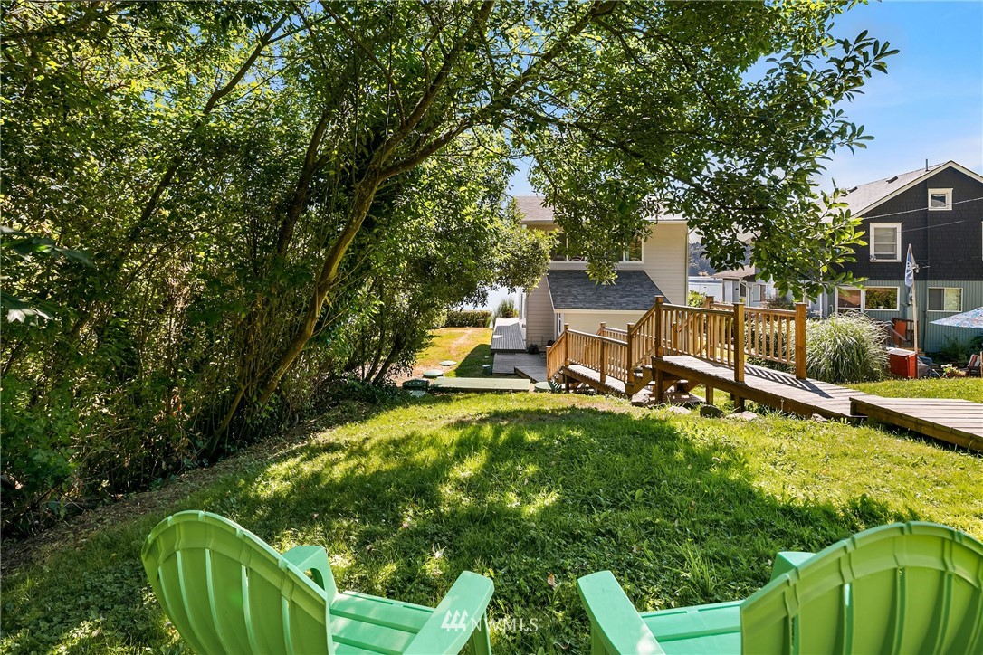 26329 Pillsbury Road Southwest Vashon, WA 98070 - Photo 22 of 25 Gallery Image 22