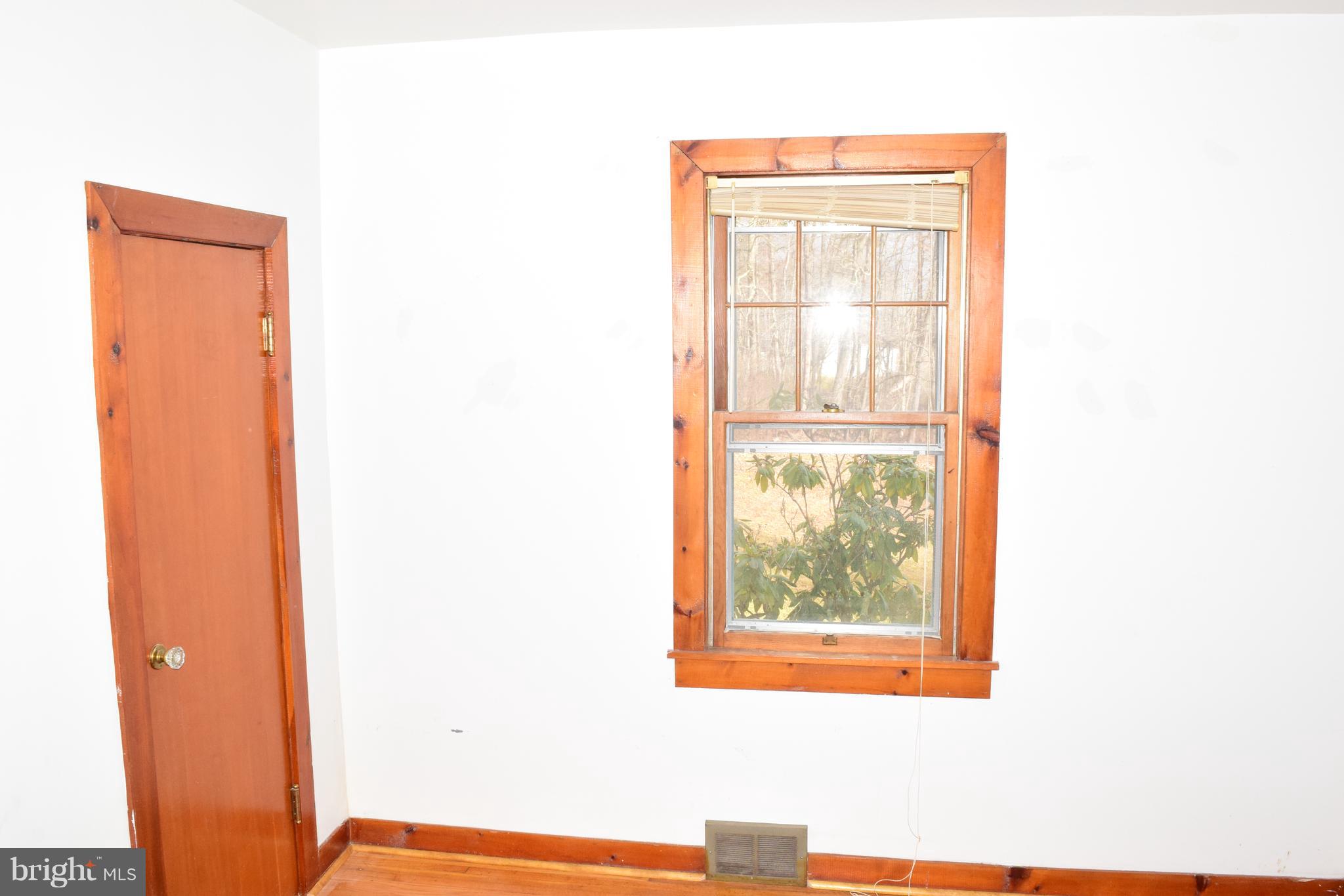 4738 Valley Road Berkeley Springs, WV 25411 - Photo 13 of 38 Gallery Image 13