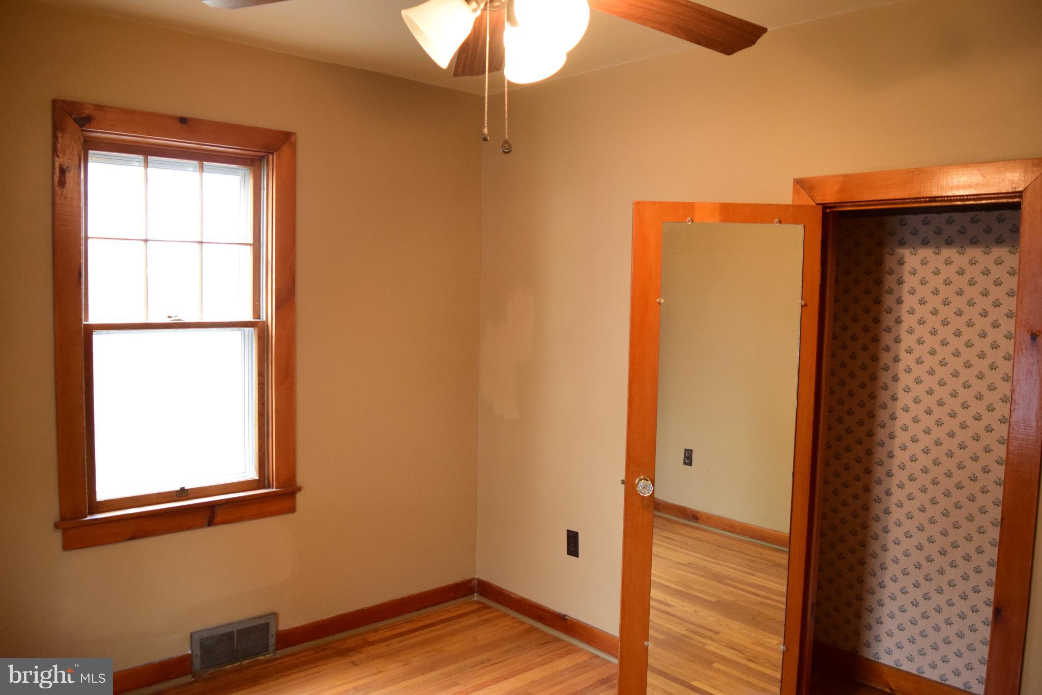 4738 Valley Road Berkeley Springs, WV 25411 - Photo 16 of 38 Gallery Image 16