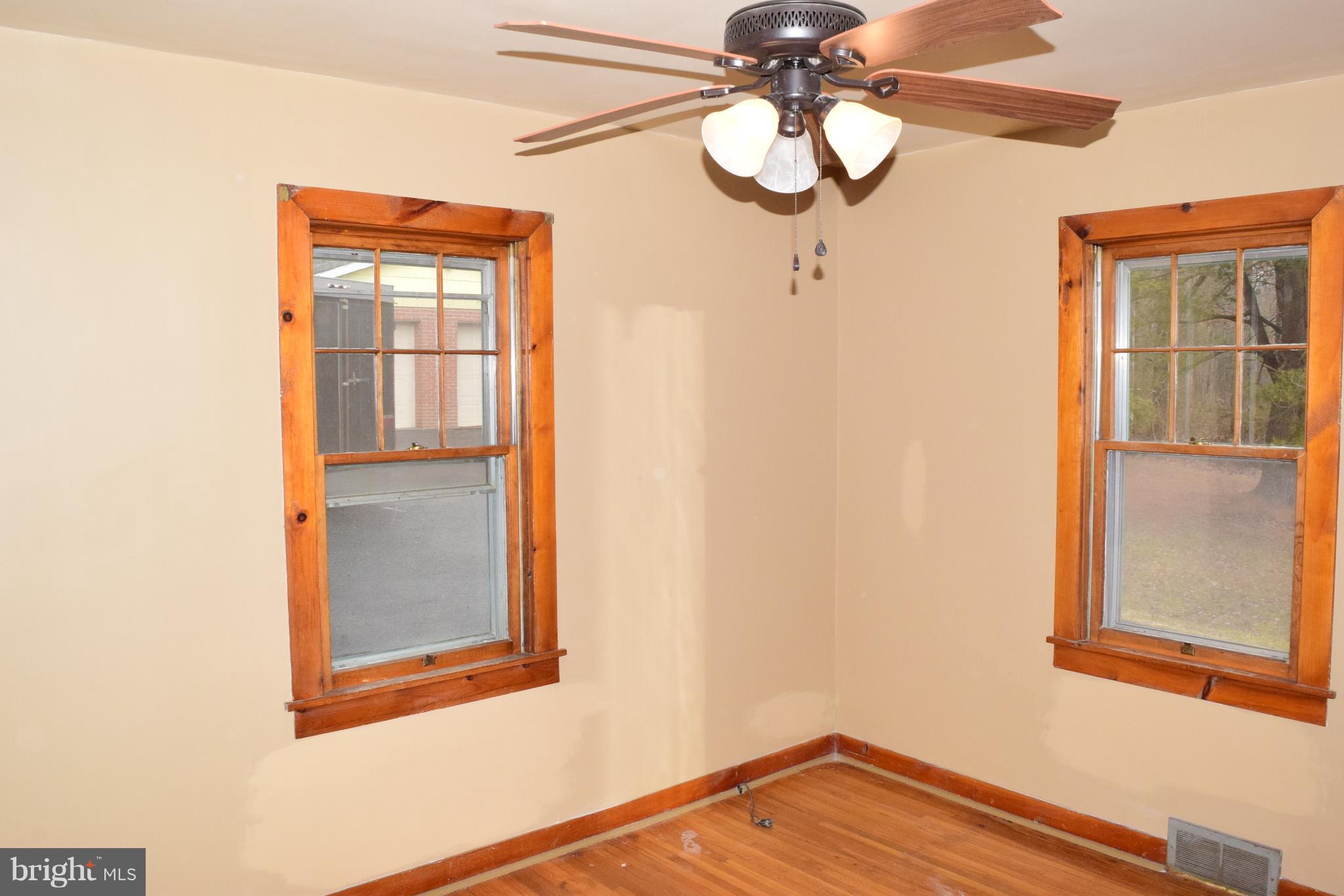 4738 Valley Road Berkeley Springs, WV 25411 - Photo 18 of 38 Gallery Image 18
