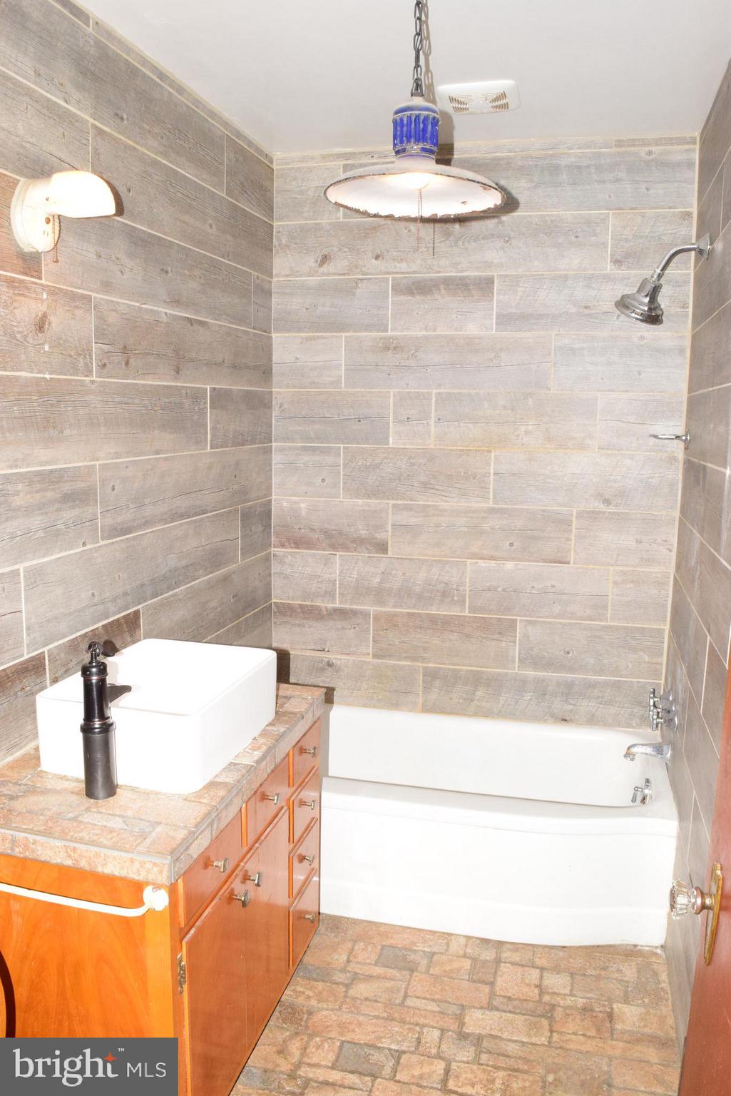 4738 Valley Road Berkeley Springs, WV 25411 - Photo 10 of 38 Gallery Image 10