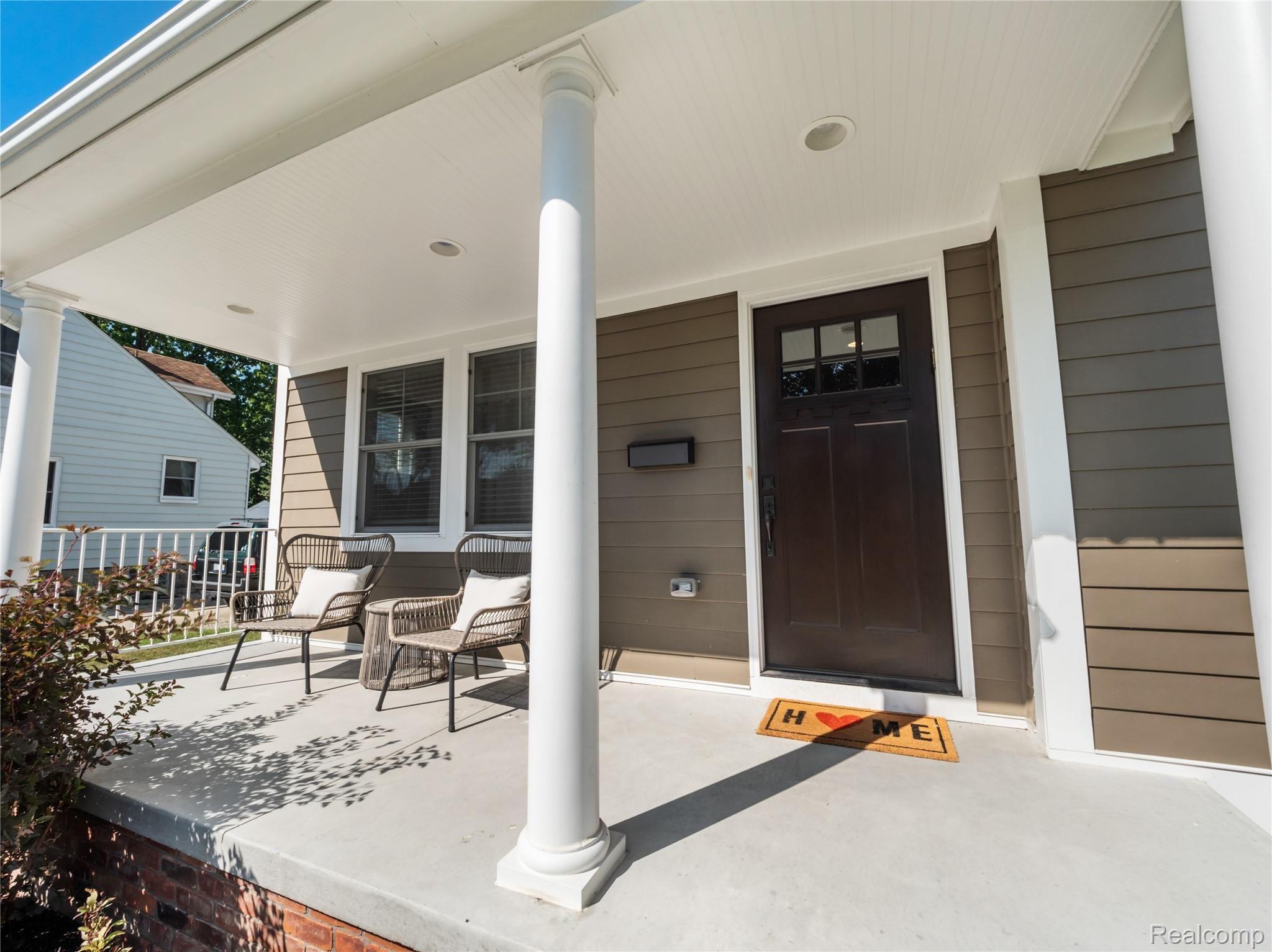 3309 Kenmore Road Berkley, MI 48072 - Photo 24 of 24 Front porch
