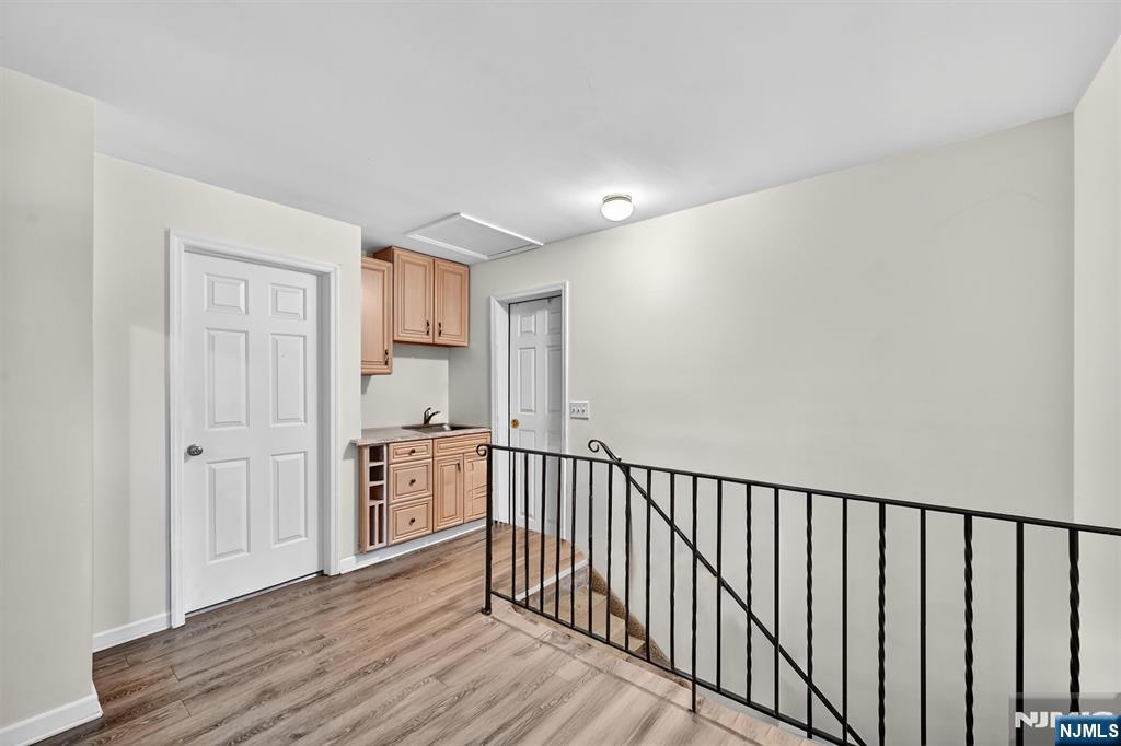 13 Main Street Paterson, NJ 07503 - Photo 4 of 46