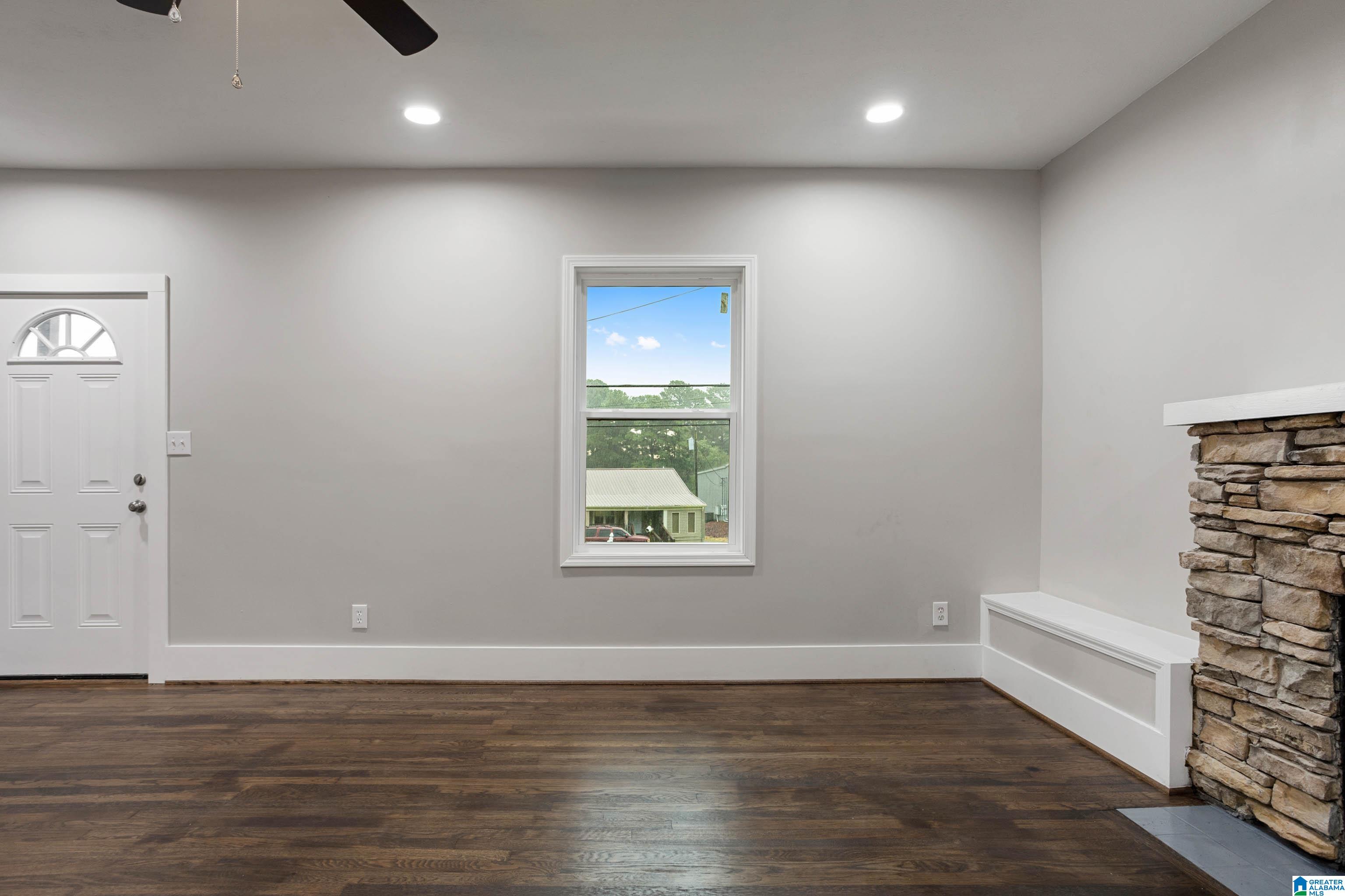 1297 Hueytown Road Bessemer, AL 35023 - Photo 10 of 35 Gallery Image 10