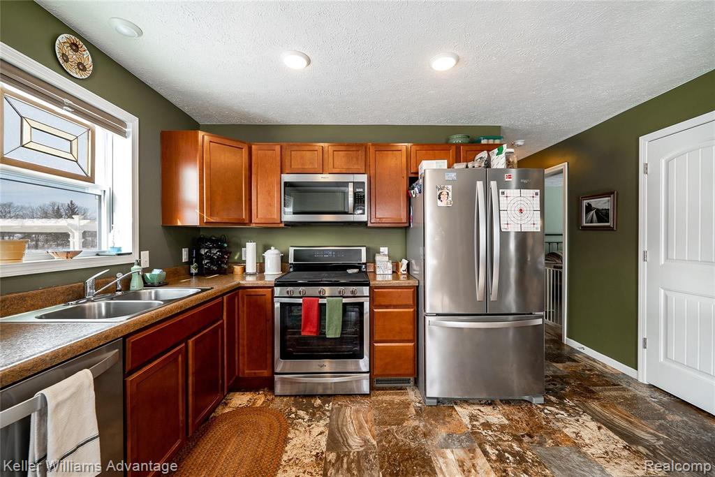 14200 Hudson Road Manchester, MI 48158 - Photo 4 of 49