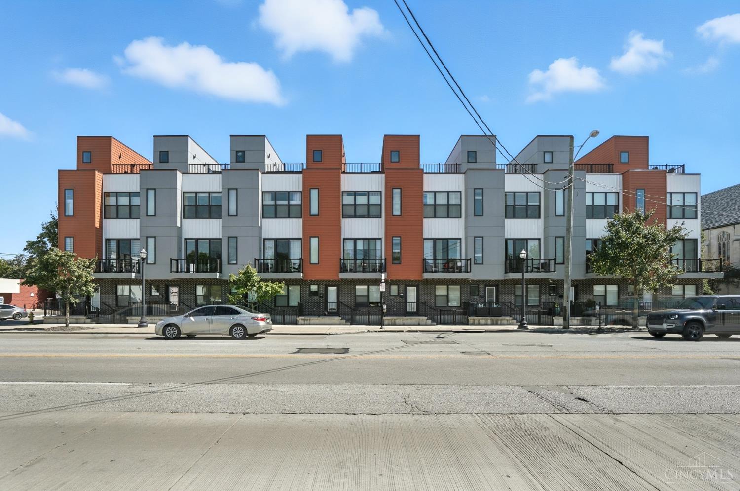 3127 Madison Road Cincinnati, OH 45209 - Photo 2 of 61