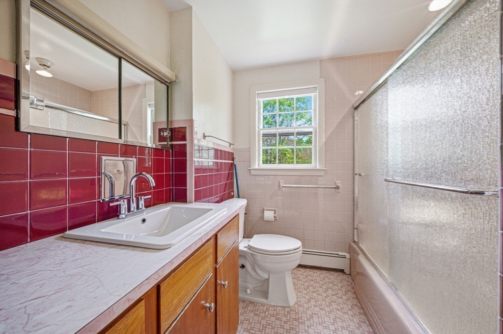 8 Brown Road Lexington, MA 02420 - Photo 12 of 26 Gallery Image 12