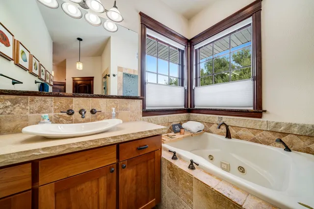 $1,099,000 | 6871 Montague Road, Rockford, IL 61102