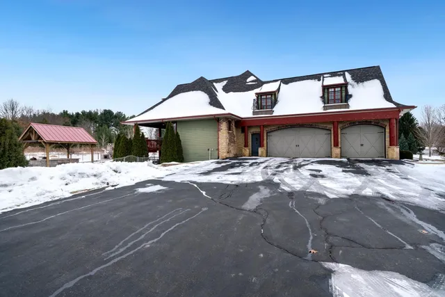 $1,099,000 | 6871 Montague Road, Rockford, IL 61102