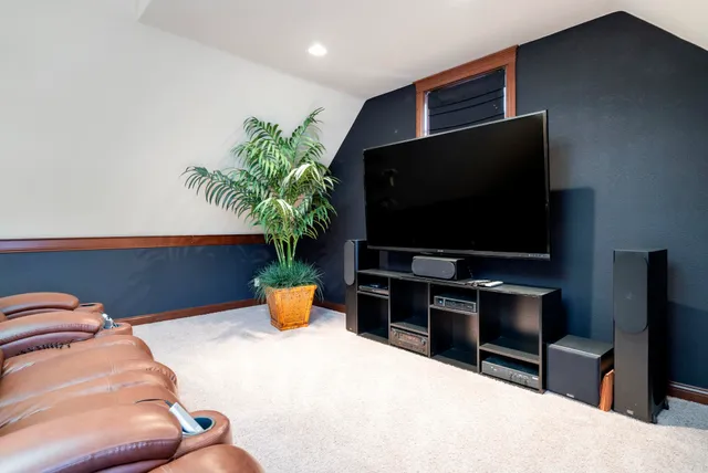 $1,099,000 | 6871 Montague Road, Rockford, IL 61102