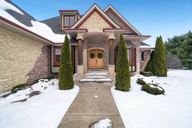 $1,099,000 | 6871 Montague Road, Rockford, IL 61102