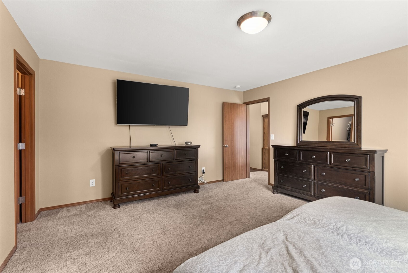 1717 Krause Road Raymond, WA 98577 - Photo 17 of 39