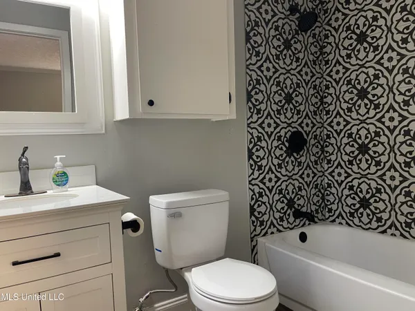 $180,000 | 856 Beechwood Court, Jackson, MS 39206