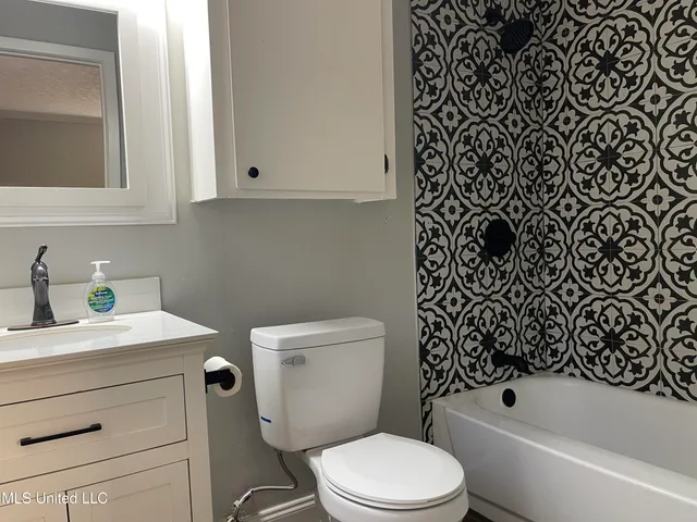 $185,000 | 856 Beechwood Court, Jackson, MS 39206