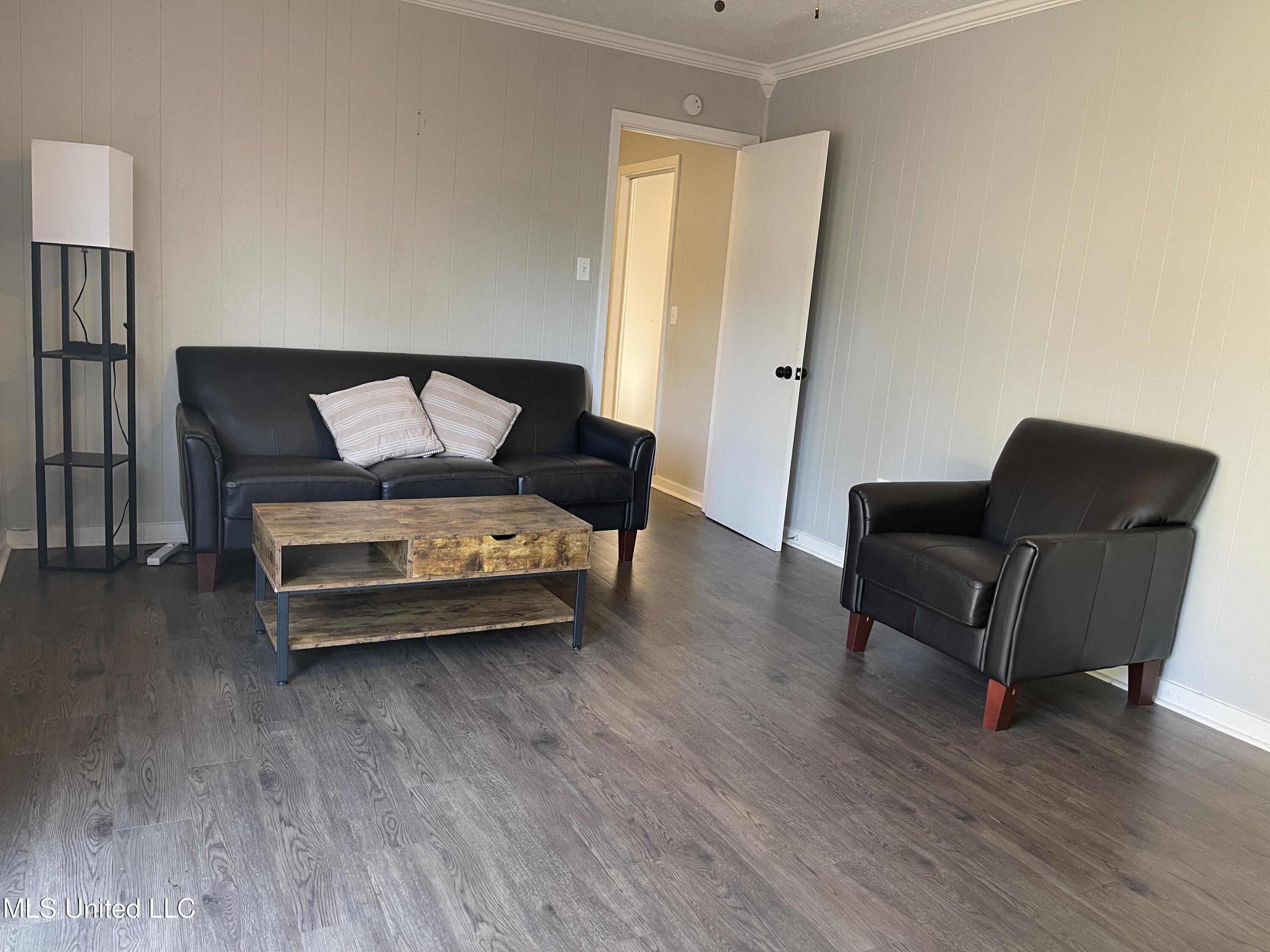 856 Beechwood Court Jackson, MS 39206 - Photo 8 of 19 IMG_1271