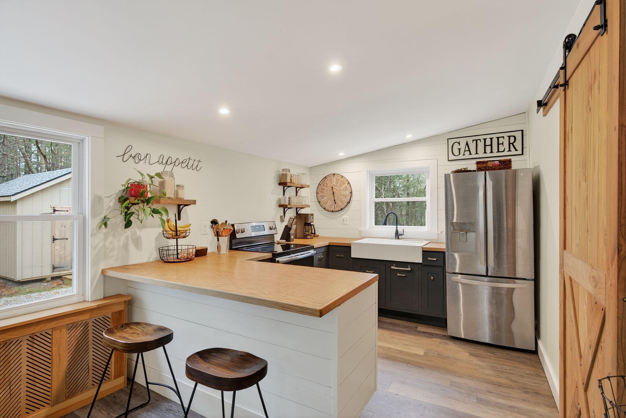 1 Holbrook Street Portland, ME 04103 - Photo 17 of 49 Kitchen