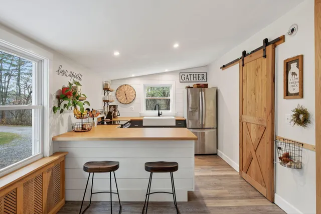 $450,000 | 1 Holbrook Street, Portland, ME 04103