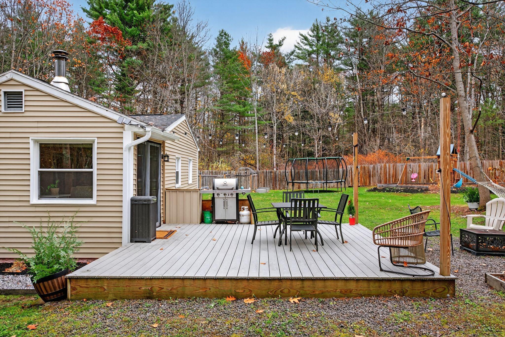 1 Holbrook Street Portland, ME 04103 - Photo 30 of 49 Back deck