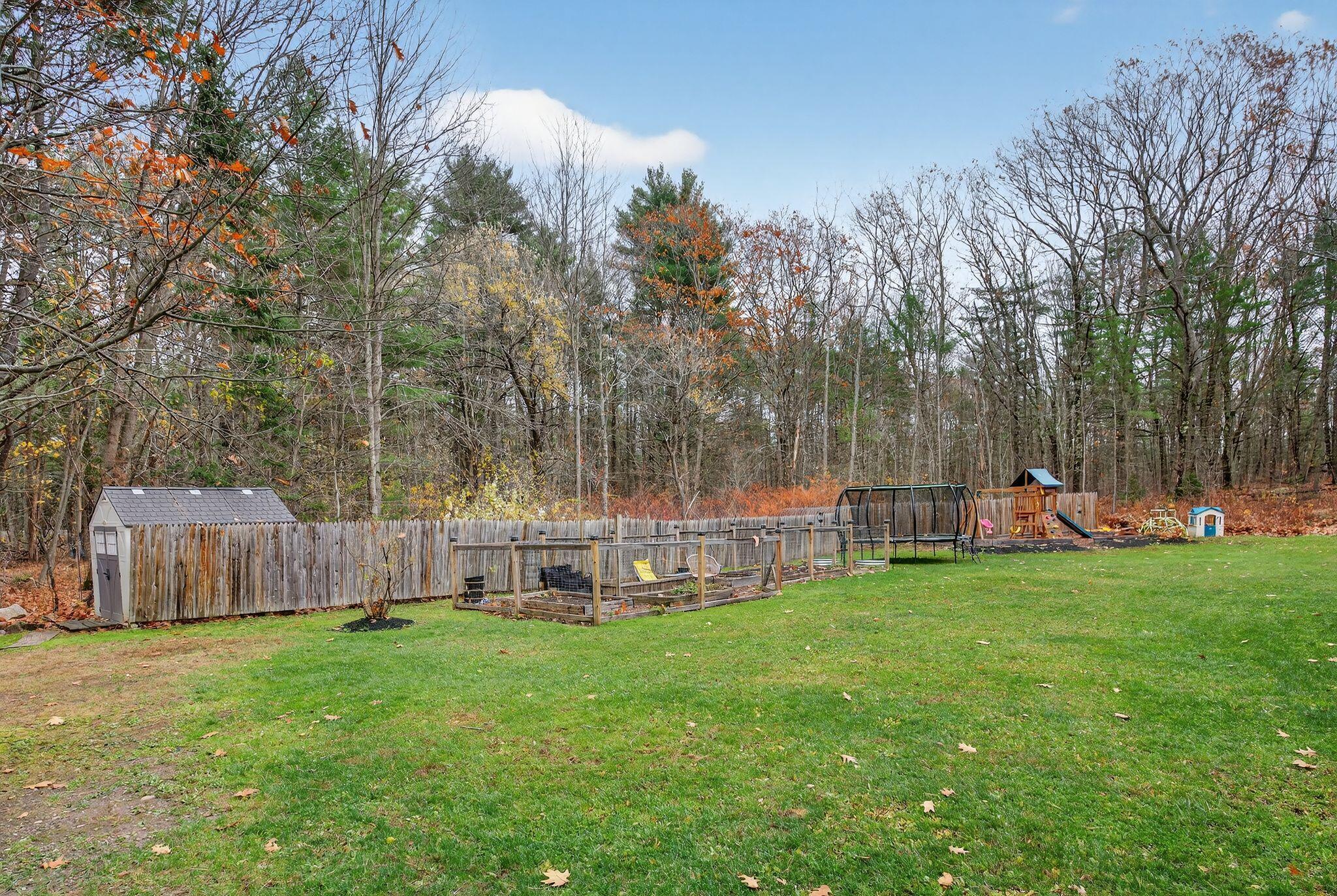 1 Holbrook Street Portland, ME 04103 - Photo 40 of 49 Back yard