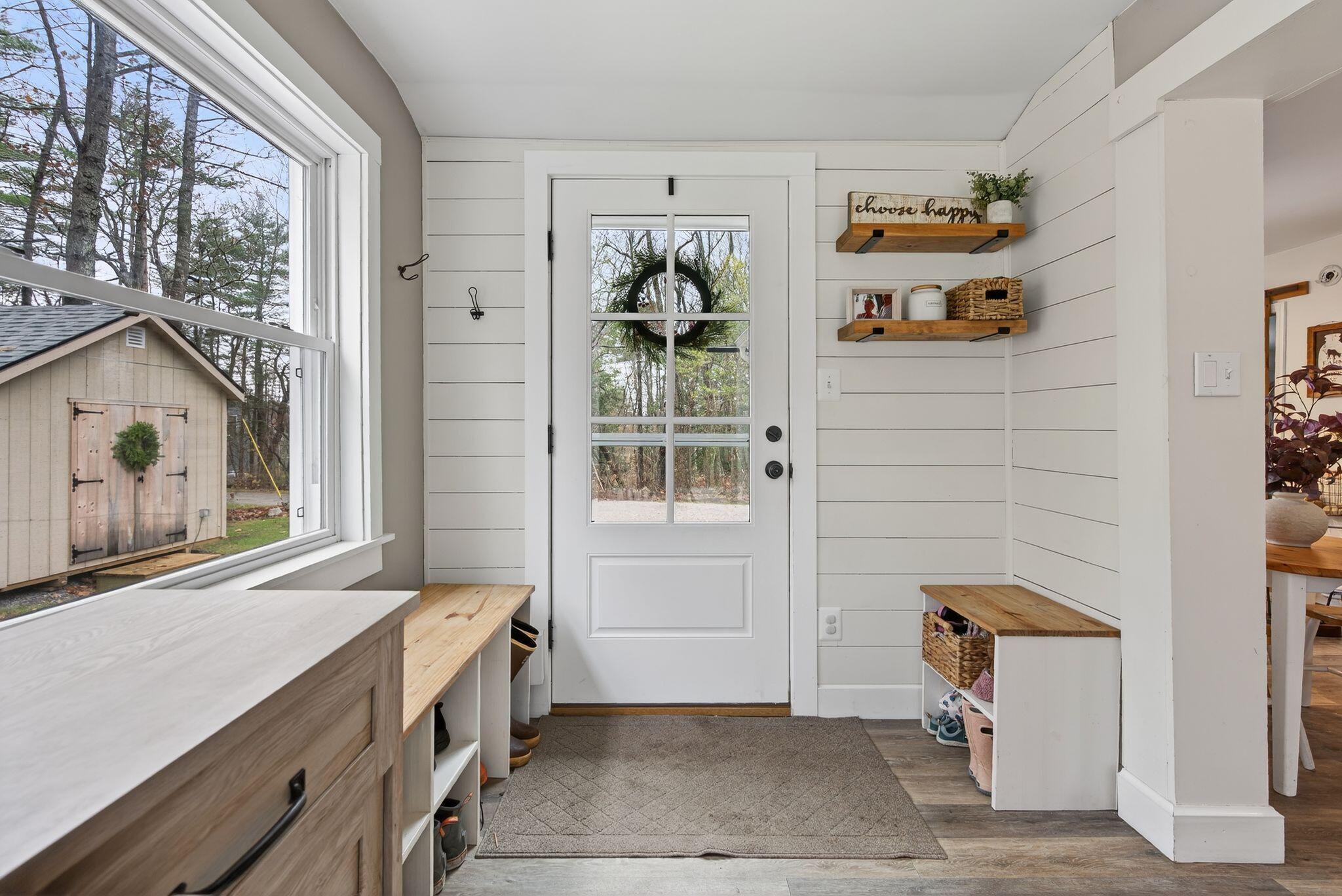 1 Holbrook Street Portland, ME 04103 - Photo 7 of 49 Entryway