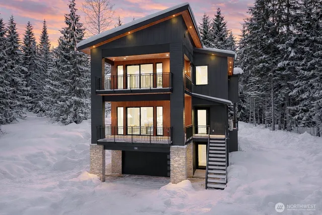 $2,150,000 | 31 Kendall Place, Snoqualmie Pass, WA 98068