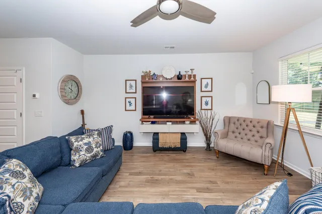 $520,000 | 328 Firewheel Court, Summerville, SC 29486