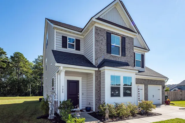 $520,000 | 328 Firewheel Court, Summerville, SC 29486