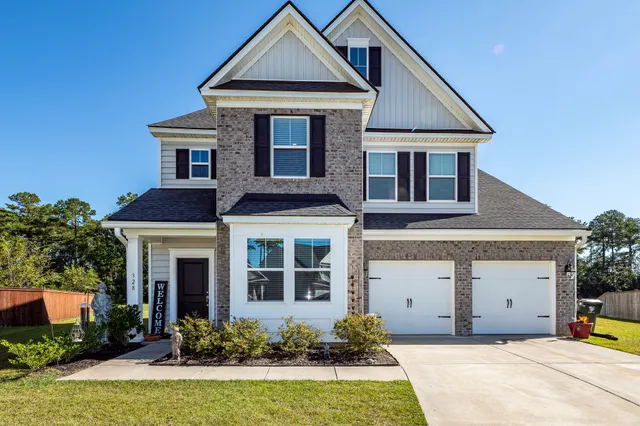 $520,000 | 328 Firewheel Court, Summerville, SC 29486