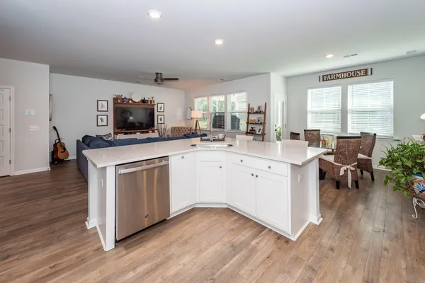 $514,000 | 328 Firewheel Court, Summerville, SC 29486