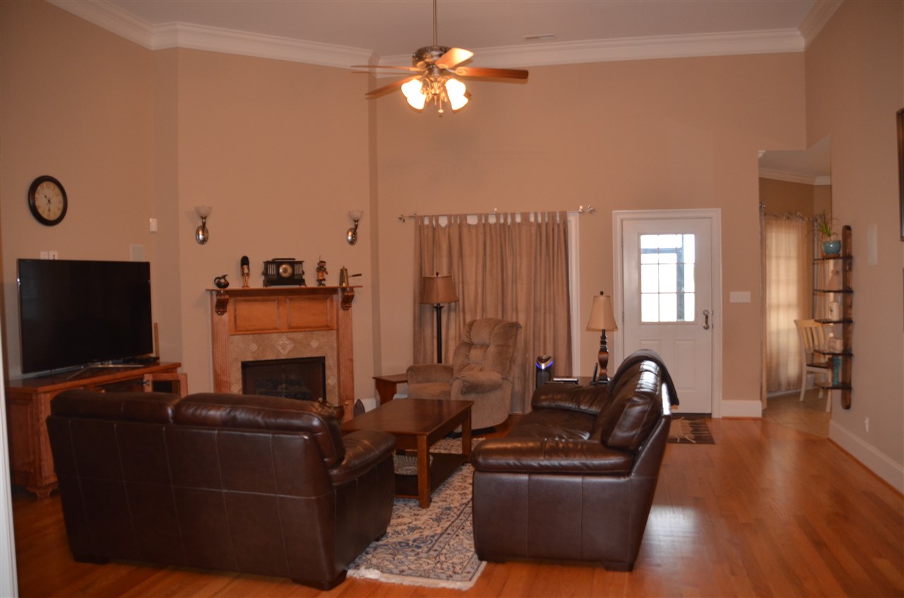729 Love Springs Road Cowpens, SC 29330 - Photo 9 of 36