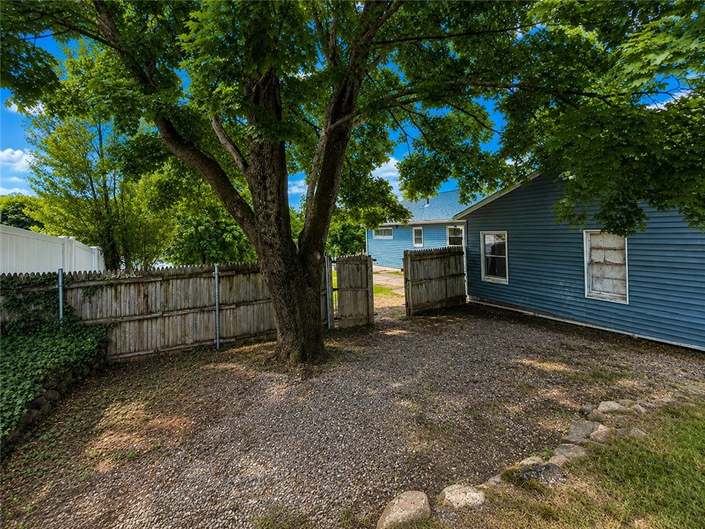 48 Madeleine Avenue Woonsocket, RI 02895 - Photo 20 of 21