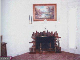 214 Harwicke Road Springfield, PA 19064 - Photo 4 of 6