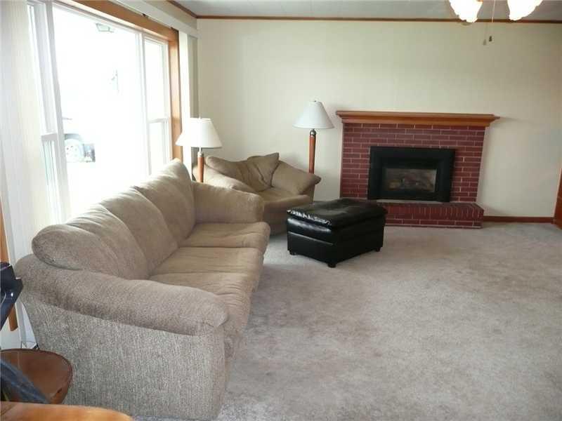 52 River Road Howland, ME 04448 - Photo 5 of 29 Living Room.