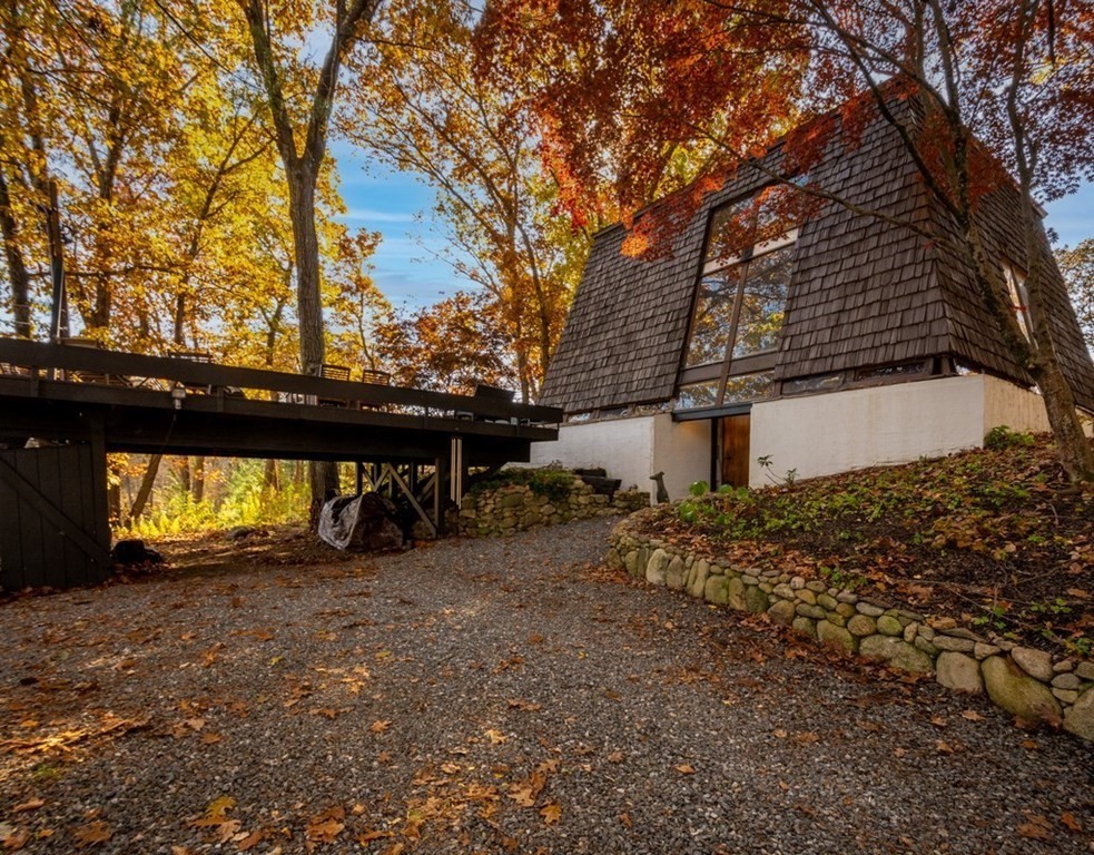 6 Short Hill Road Lincoln, MA 01773 - Photo 1 of 38 Gallery Image 1