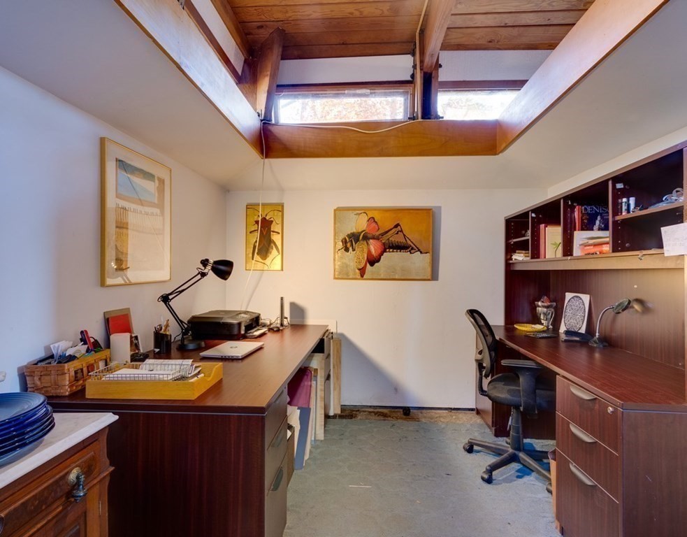 6 Short Hill Road Lincoln, MA 01773 - Photo 15 of 38 Gallery Image 15