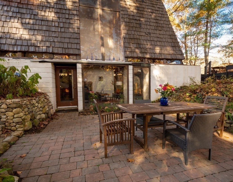 6 Short Hill Road Lincoln, MA 01773 - Photo 27 of 38 Gallery Image 27