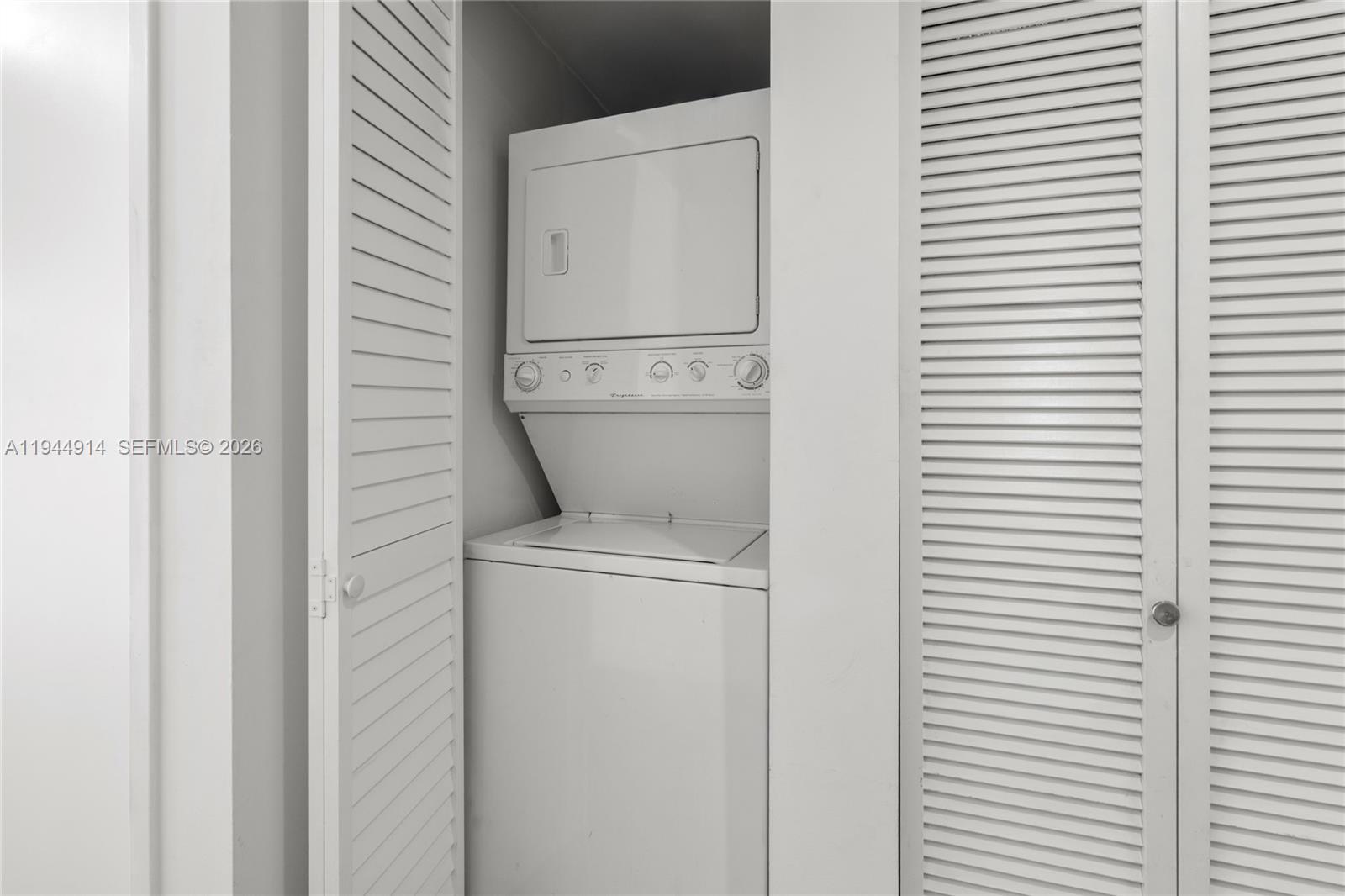 185 Southwest 7th Street, Unit 2702 Miami, FL 33130 - Photo 19 of 71