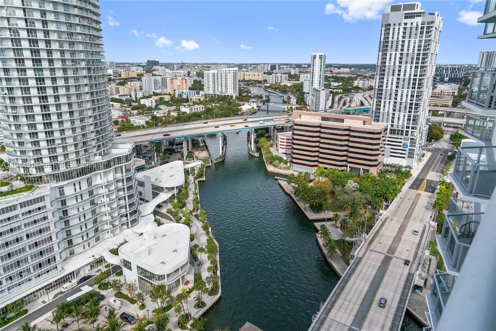 185 Southwest 7th Street, Unit 2702 Miami, FL 33130 - Photo 45 of 71