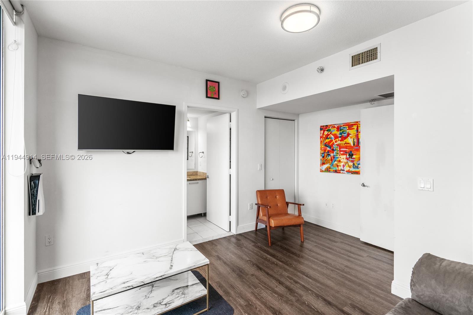 185 Southwest 7th Street, Unit 2702 Miami, FL 33130 - Photo 50 of 71