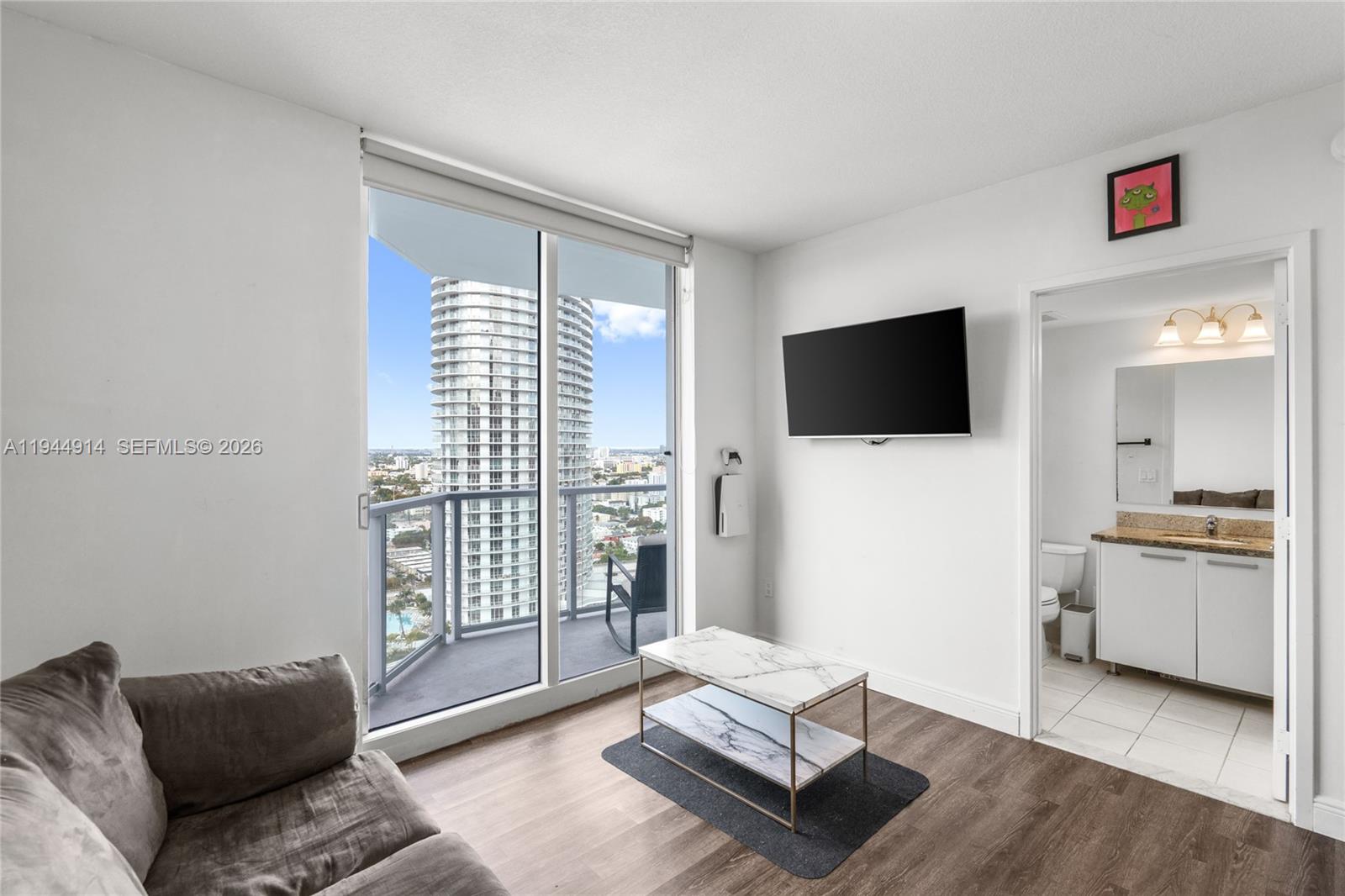 185 Southwest 7th Street, Unit 2702 Miami, FL 33130 - Photo 51 of 71